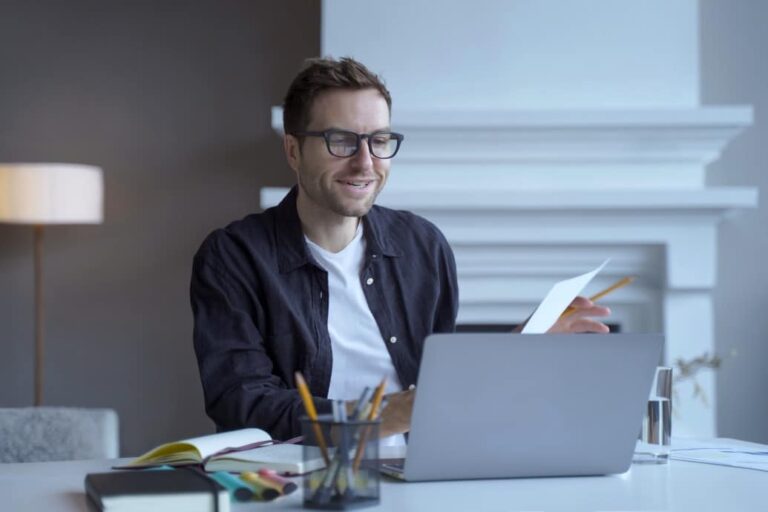 Subject-matter expert reviewing insights to contribute to content strategy