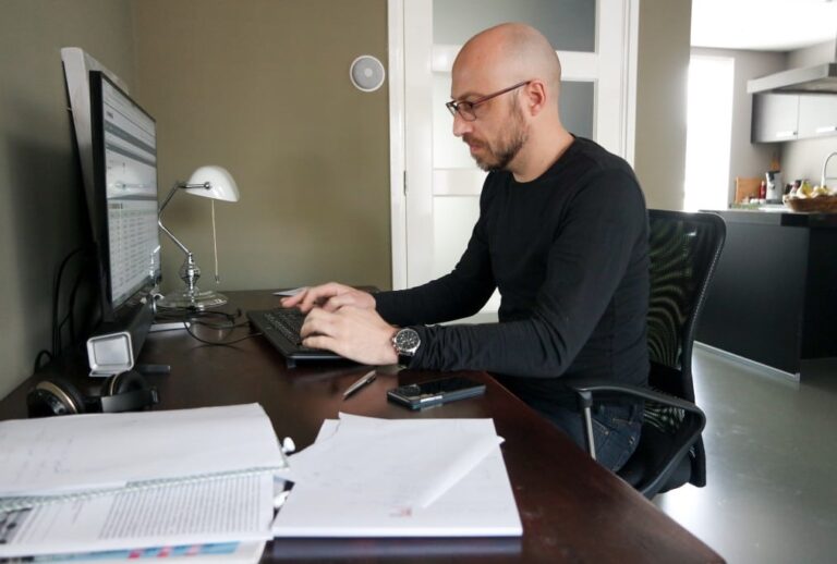 Thought-leader crafting content strategy and article for industry blog